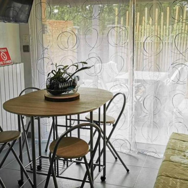STUDIO MEZZANINE 2/3 Personnes - Studio Lit King-Size avec Canapé-Lit - 13