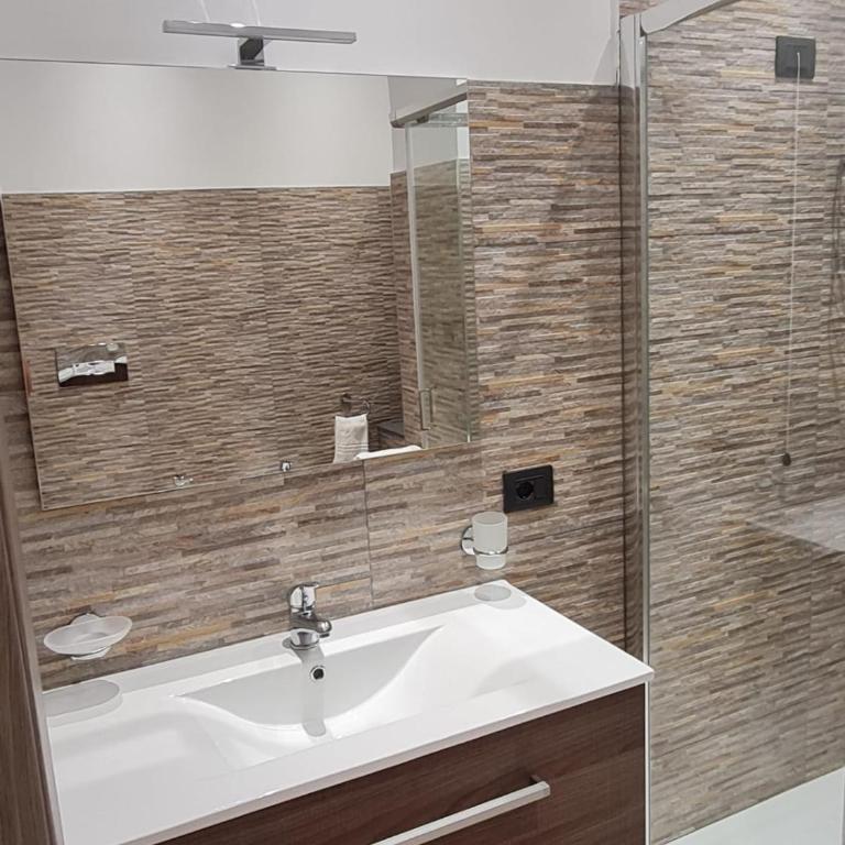 Dimore Albrunè - One-Bedroom House - 17