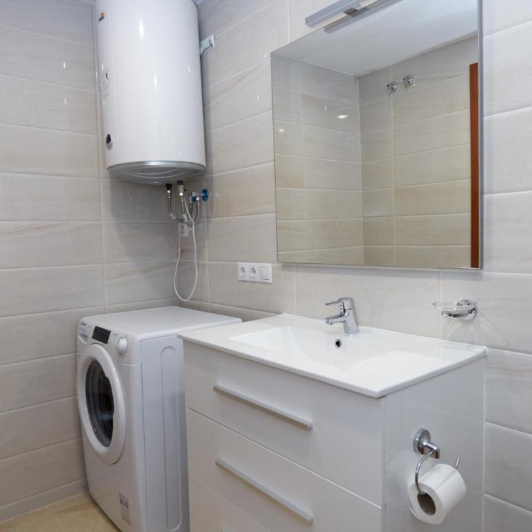 Apartamentos Anfiteatro - Studio - 11
