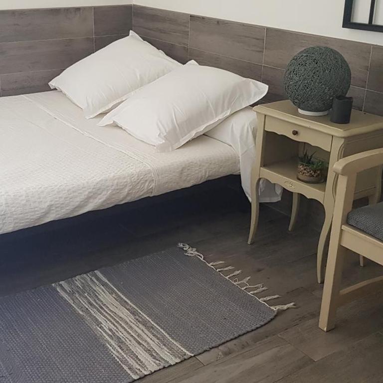 Gîte du stade Le Studio cour parking et piscine partagee - Studio - 11