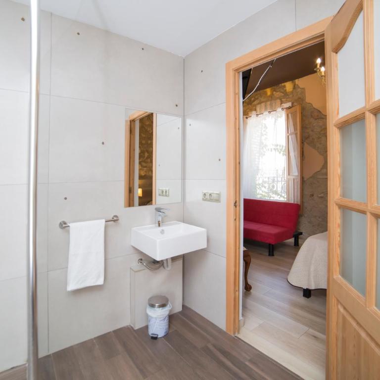 L'Otelet By Sweet - Deluxe Suite with Spa Bath - 3