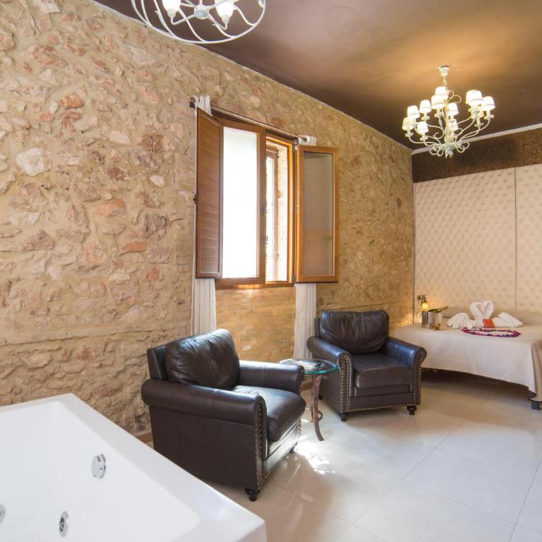 L'Otelet By Sweet - Deluxe Suite with Spa Bath - 15