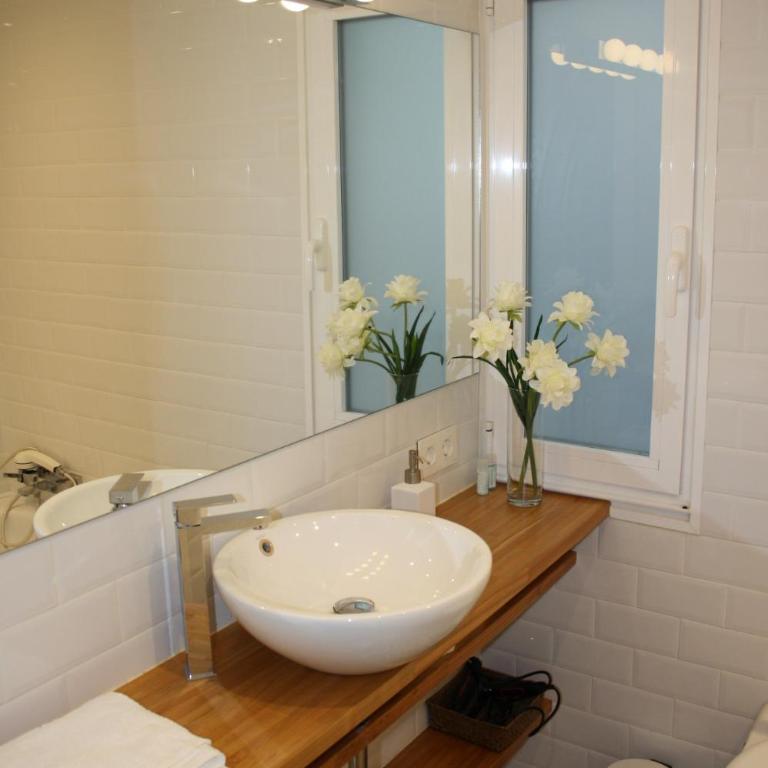 CASA REHABILITADA EN CASCO HISTÓRICO - Apartamento de 2 dormitorios - 23