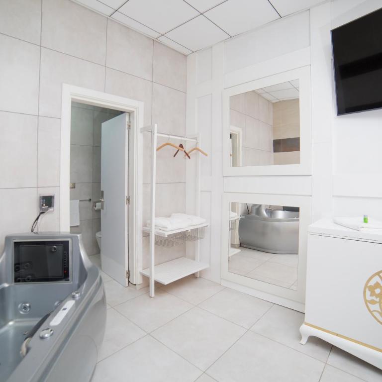 L'Otelet By Sweet - Queen Suite with Spa Bath - 6
