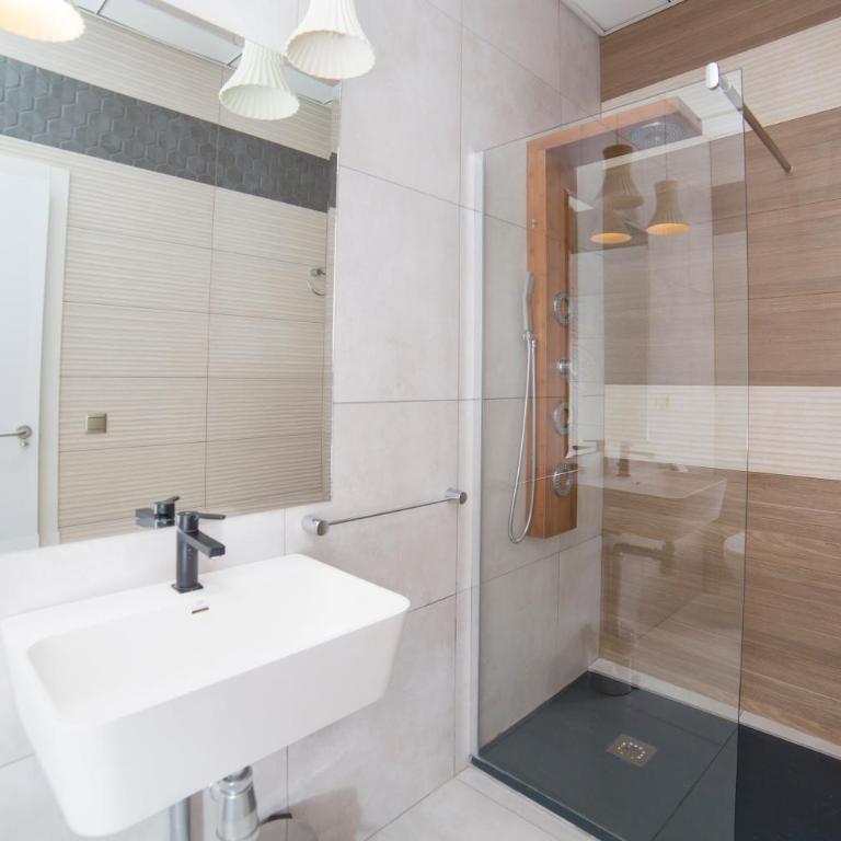 L'Otelet By Sweet - Queen Suite with Spa Bath - 9
