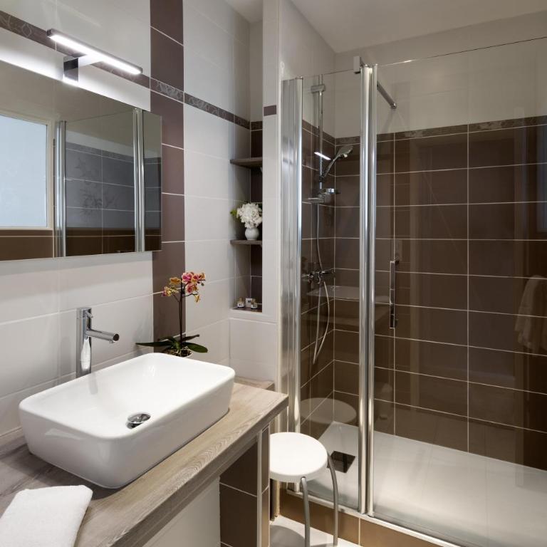 Hôtel Les Nations The Originals Boutique VICHY - Chambre Double ou Lits Jumeaux Confort - 7