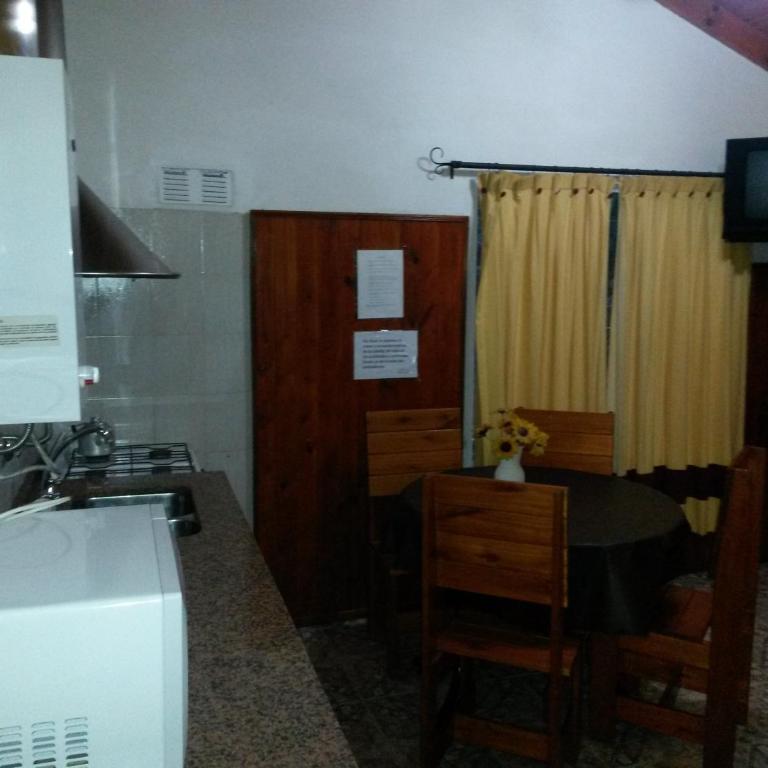 Complejo Cabañas Foxes Frente al Lago - Bungalow (4 adultos) - 17