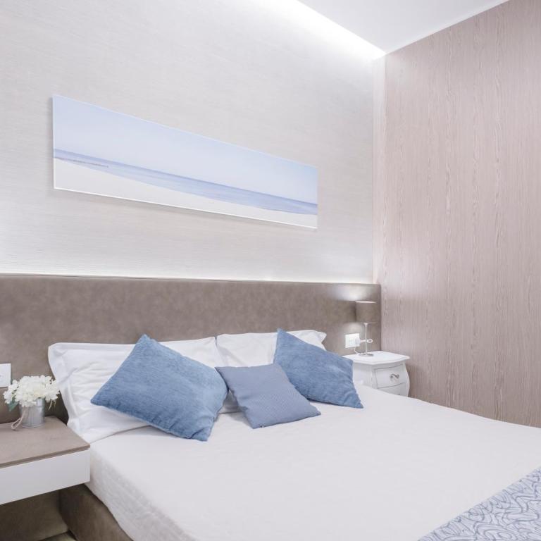Hotel Liberty Beach - Parking & Beach - Suite con Balcone e Accesso Spiaggia - 3