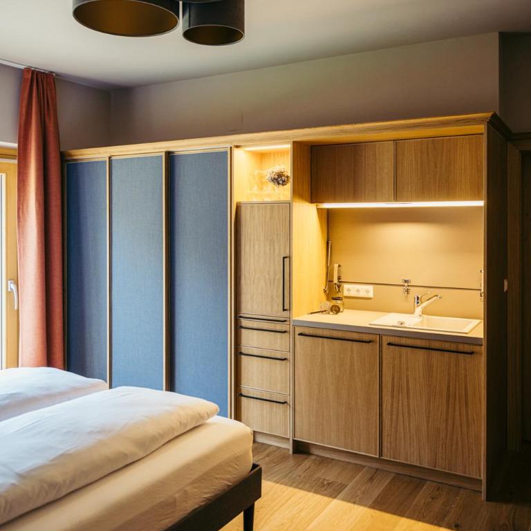 Appartementhotel am Weissensee - Doppelzimmer mit Balkon - 4