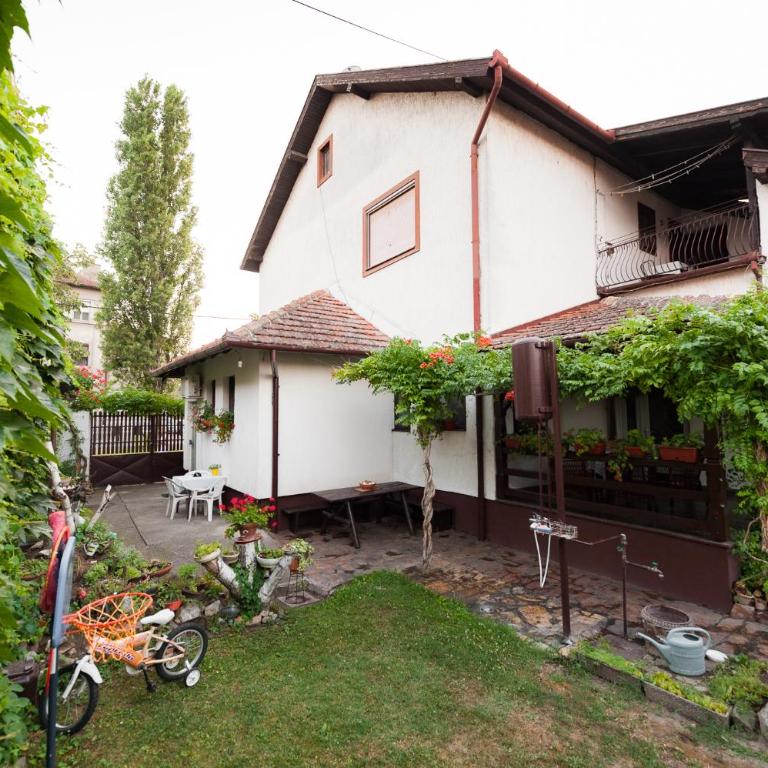 Lausev Garden - One-Bedroom Apartment - 15