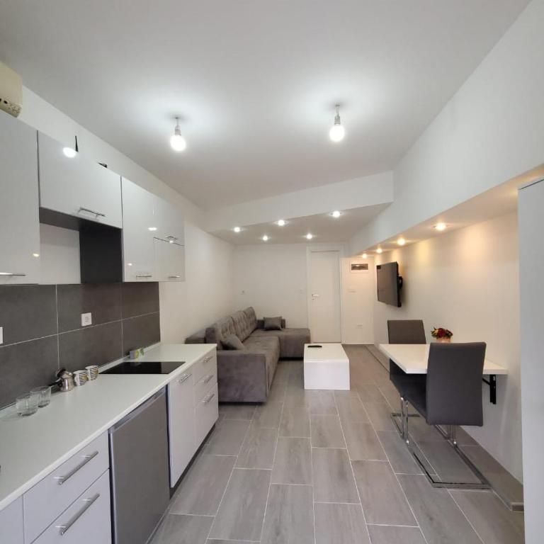Apartment Diamond -modern and lovely seaside studio apartment - One-Bedroom Apartment - 10