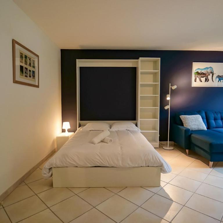 Le Bleu du Lac - 150m from the lake - terrace & parking in Sevrier - Apartment - 3