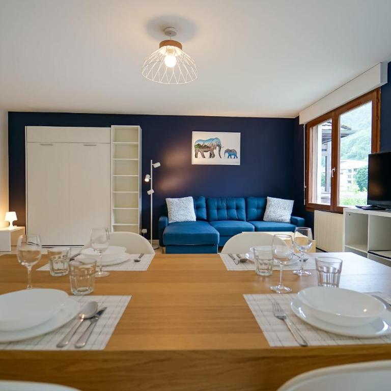 Le Bleu du Lac - 150m from the lake - terrace & parking in Sevrier - Apartment - 6