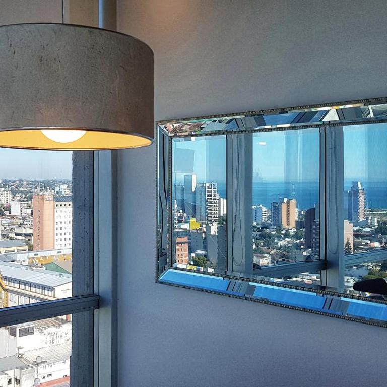 Departamento súper céntrico con vista al río Paraná - Apartamento de 2 dormitorios - 11