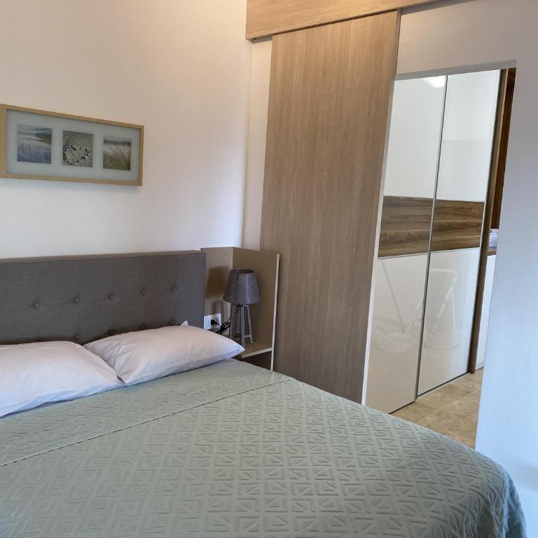 Bitcoin and Ethereum Deluxe Apartments - Two-Bedroom Apartment - 32