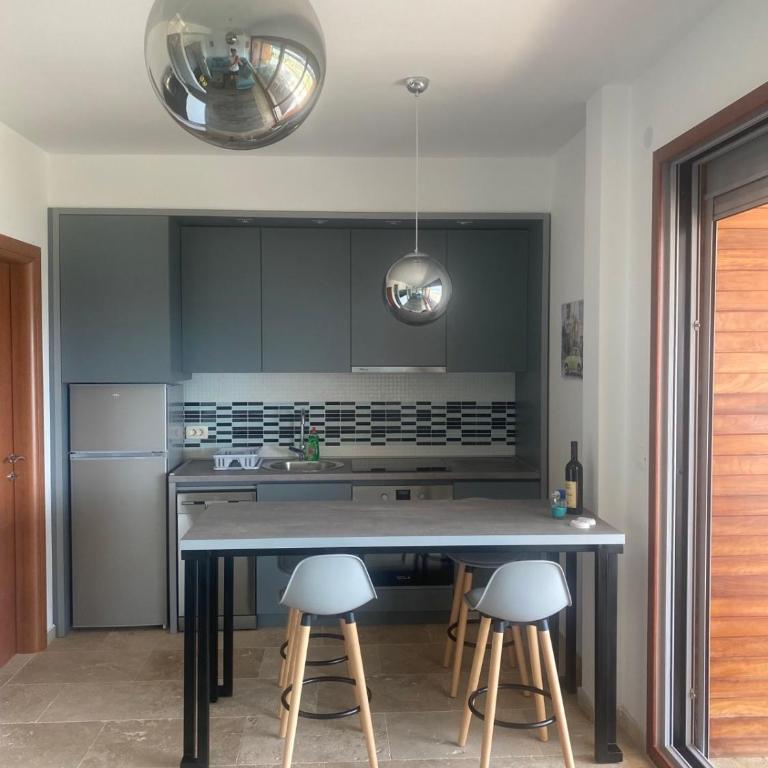 Bitcoin and Ethereum Deluxe Apartments - Two-Bedroom Apartment - 41