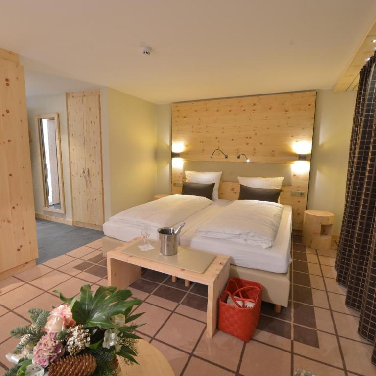 Alpenhotel Fleurs de Zermatt - Habitación Doble Clásica - 4