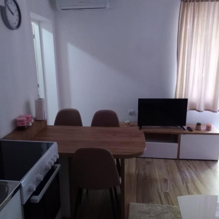 Mira - Apartman sa 1 Spavaćom Sobom - 12