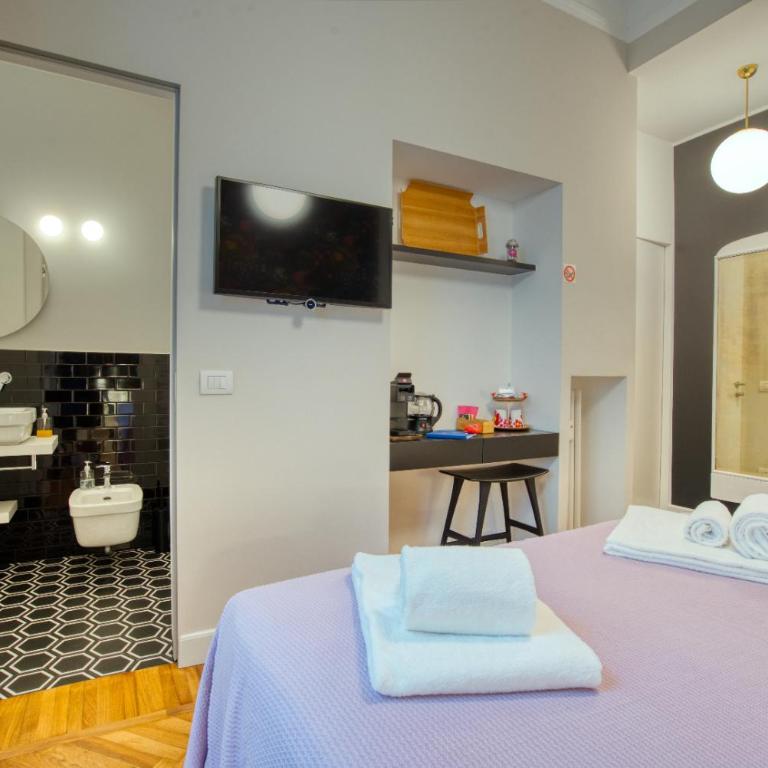 GuestHost - Dimora Claudia Luxury Rooms - Double Room with Private Bathroom - 15