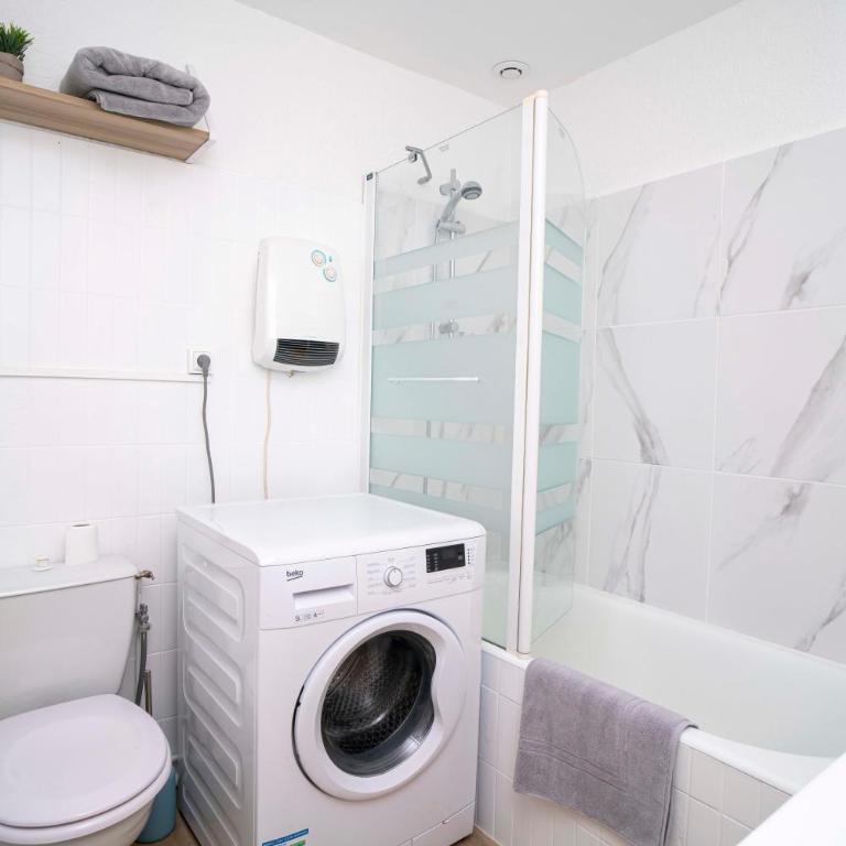 ONLOC - Appart Réveil proche Halles avec parking - Appartamento con 1 Camera da Letto - 25