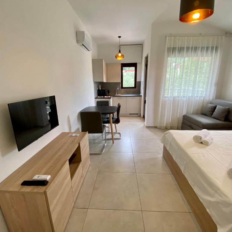 Villa Dolphin Apartments - Comfort Triple Room - 4