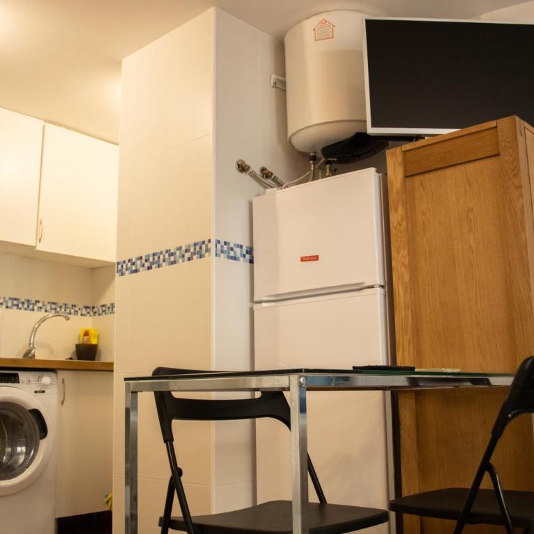 Malagueña Salerosa "Apartamento - estudio con terraza" En casa típica de 1 a 4 dormitorios - Apartamento Estudio con terraza o patio privados - 31