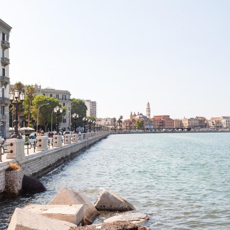 GuestHost - Casa Cinzia Lungomare Exclusive Flat - Appartamento con 3 Camere da Letto - 1