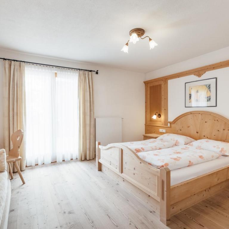 Garni Ciasa Urban - Doppelzimmer mit Balkon - 10