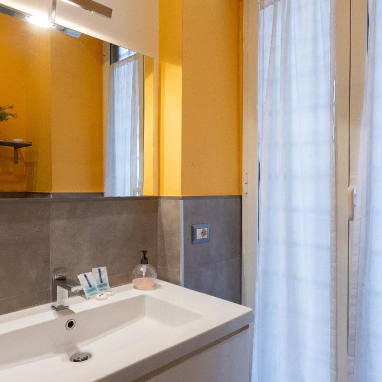 Vittoria Rental in Rome - Appartamento con 2 Camere da Letto - 24