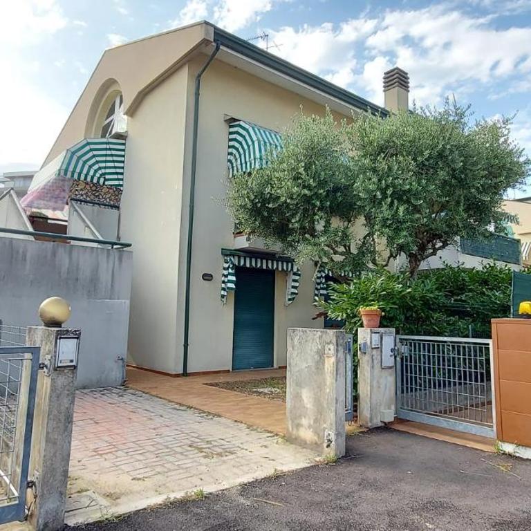 App4rent - Appartamento Equilio - pet friendly - giardino esclusivo - Appartamento con 2 Camere da Letto - 1