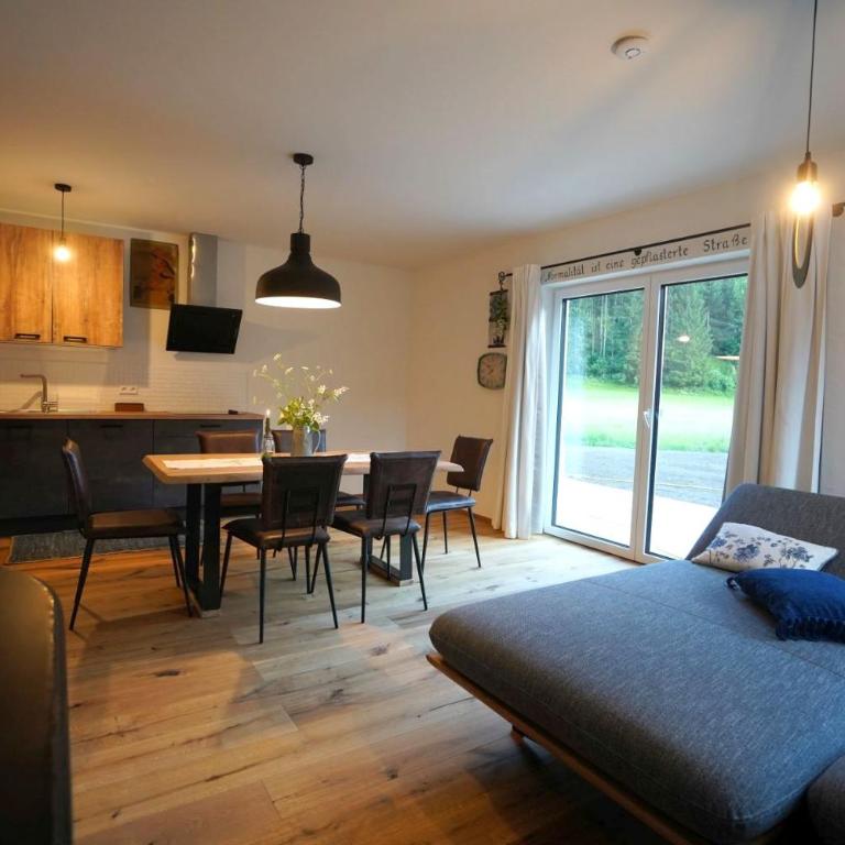 Chalet - Apartment - Mit Liebe dekoriert - Haus mit 2 Schlafzimmern - 1