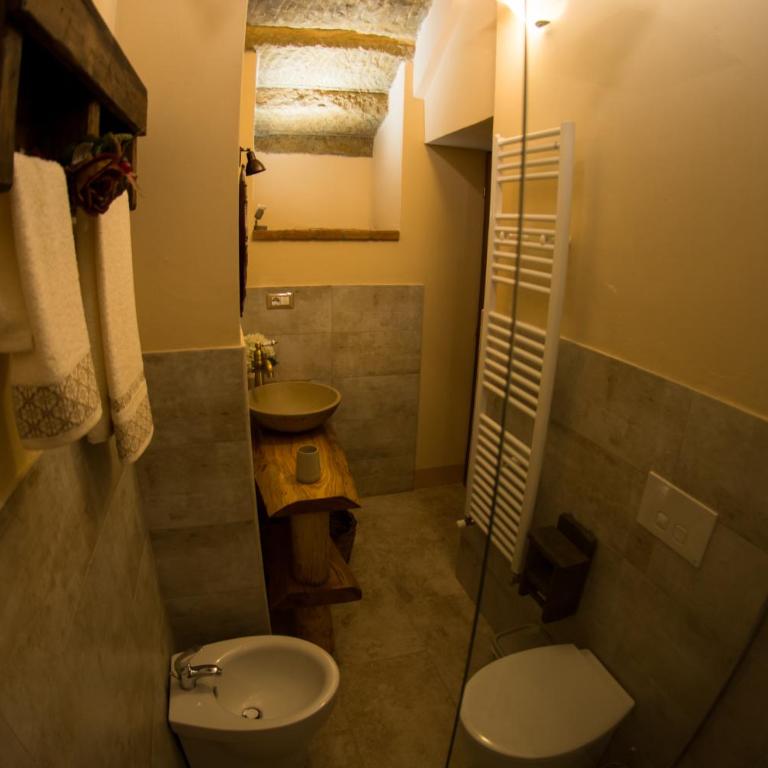 Antica Casa del Glicine - Appartamento con 2 Camere da Letto - 8