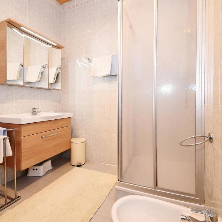 Castel Campan - Apartamento de 3 dormitorios (6 adultos) - 5