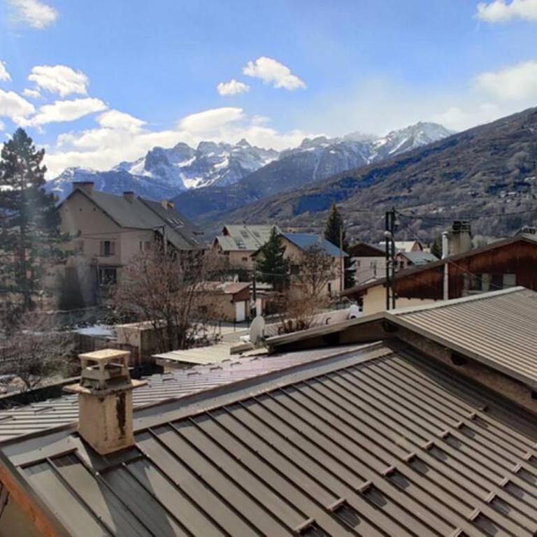 Maison calme indépendante et vue sur les montagnes - Appartement 2 Chambres - 1