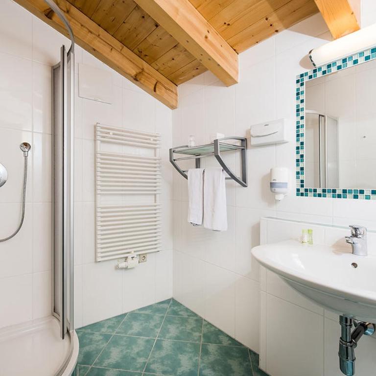 Hotel Langeck - Doppelzimmer mit Balkon - 2