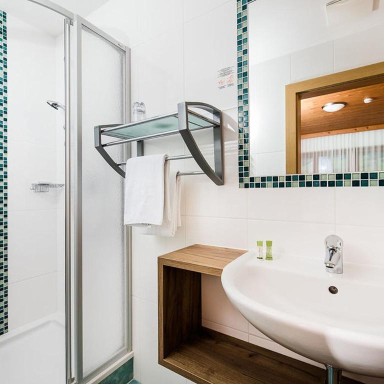 Hotel Langeck - Familiensuite mit Balkon - 9