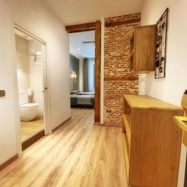 Hostal Aguilar - Twin Room - 13