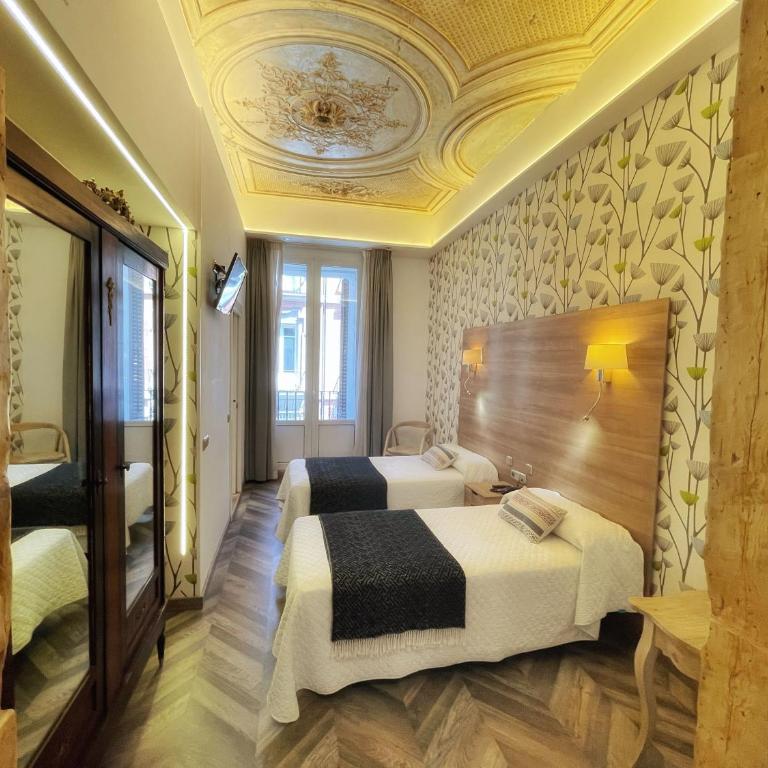 Hostal Aguilar - Twin Room - 14