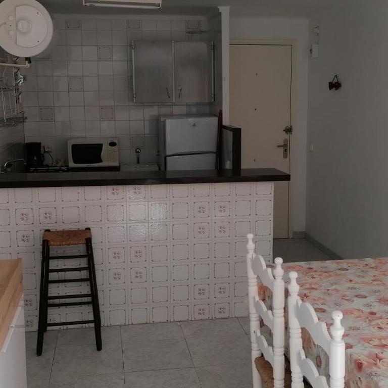 Apartaments Fincasol - Standard Two-Bedroom Apartment - 17