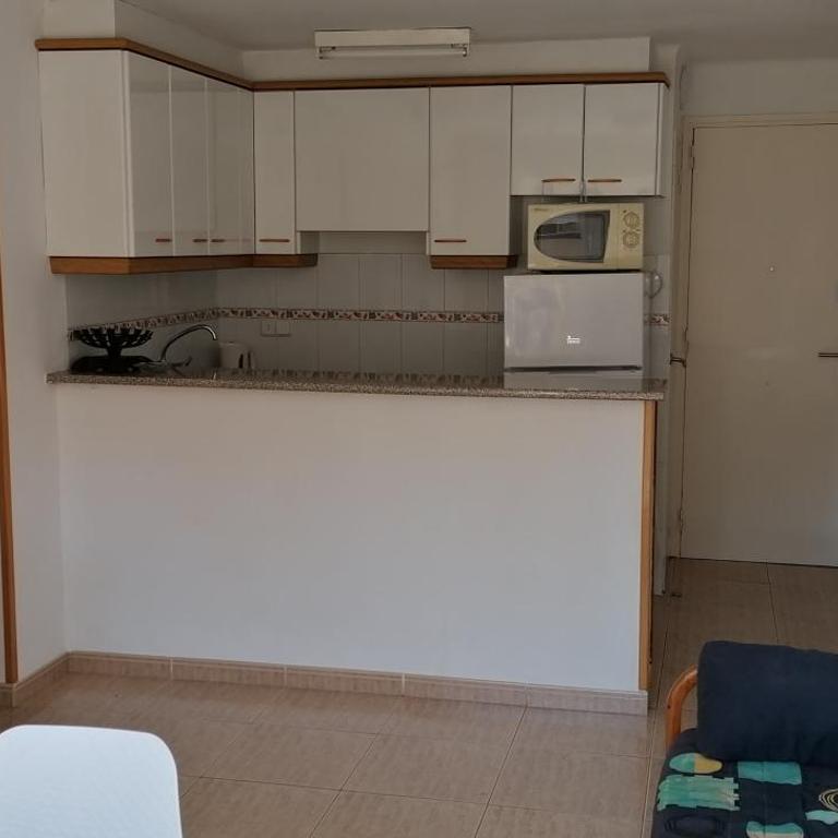 Apartaments Fincasol - Two-Bedroom Apartment with Balcony - 13