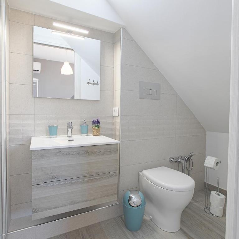 La casa di Vittoria - Appartamento con 2 Camere da Letto - 13