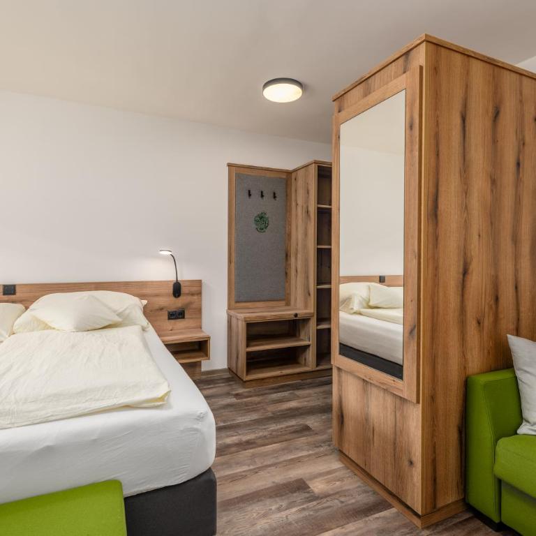 Landgasthof Bierfriedl - Doppelzimmer mit Balkon - 22