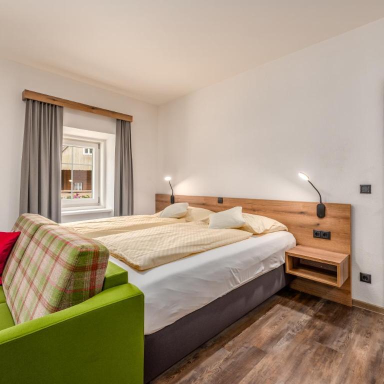 Landgasthof Bierfriedl - Doppelzimmer mit Balkon - 4