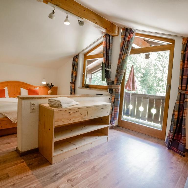 Der Lärchenhof Ferienwohnungen - Apartment mit 1 Schlafzimmer - 4