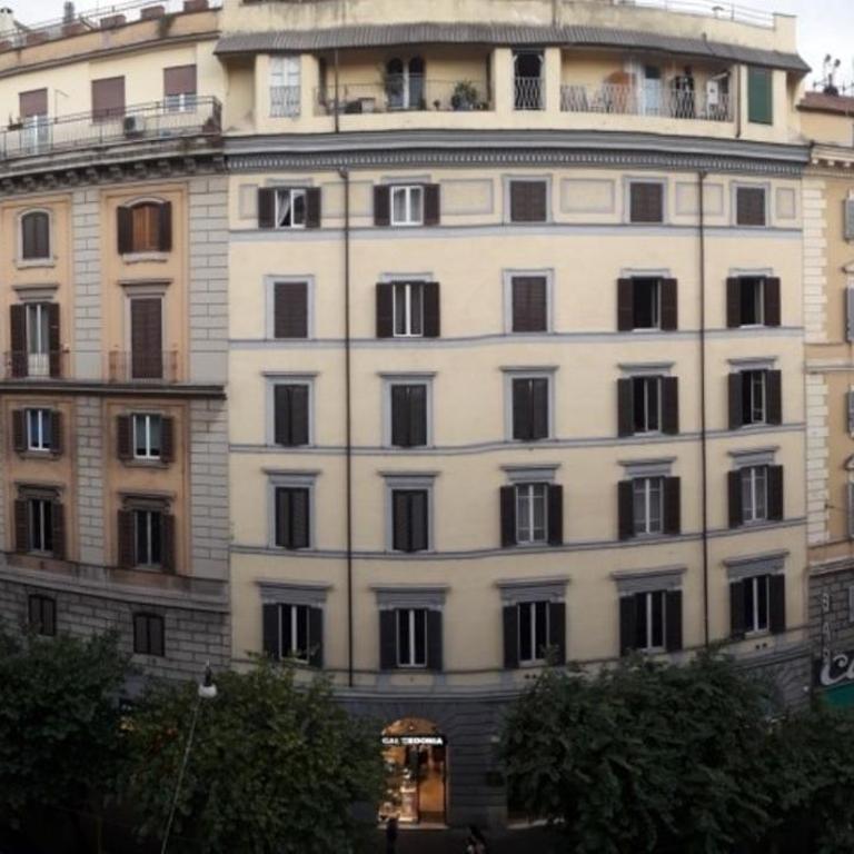 CiaoRoma! - Camera Superior Doppia con Letti Singoli con Vista Città - 1
