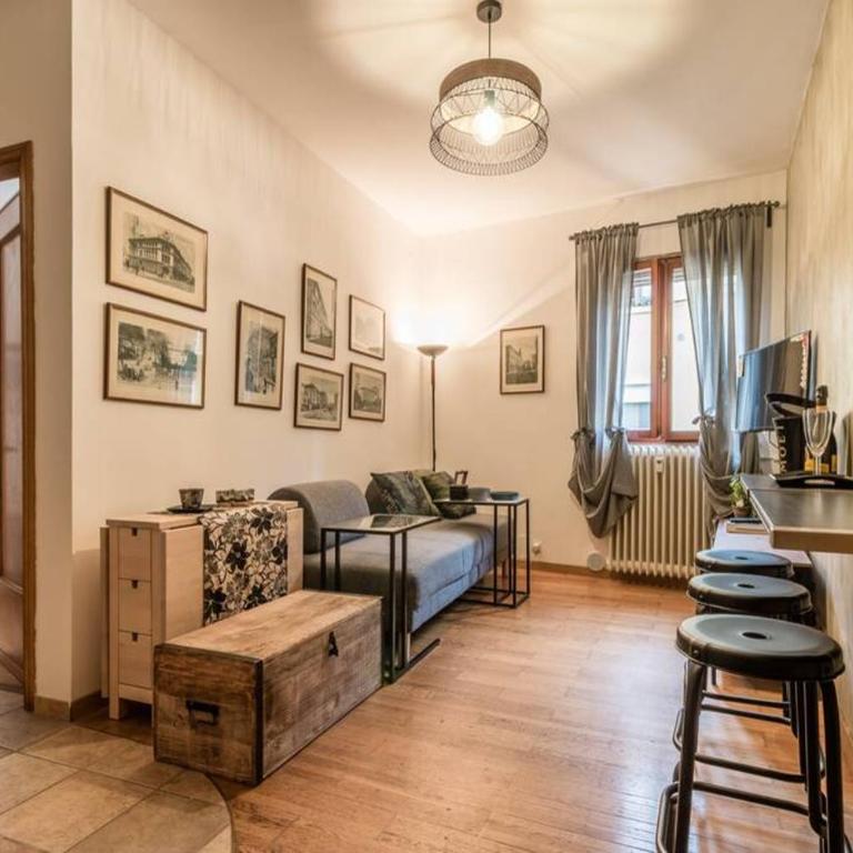 enJoy Home - Appartamento a due passi dal Teatro Verdi - Appartamento con 1 Camera da Letto - 1