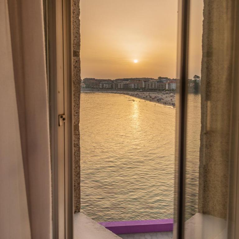 Hotel Minso - Habitación Doble con balcón y vistas al mar - 14