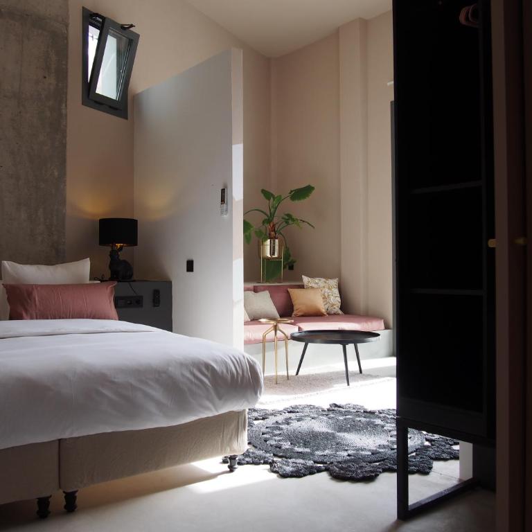 SUITES 9 MALAGA, three unique suites with private plunge pool - Apartamento de 1 dormitorio - 18