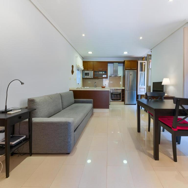 Holidays2Malaga Lazcano High Wifi & French balcony - One-Bedroom Apartment - 30