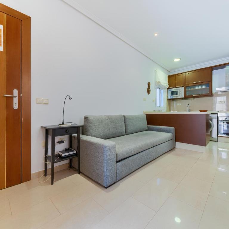 Holidays2Malaga Lazcano High Wifi & French balcony - One-Bedroom Apartment - 13